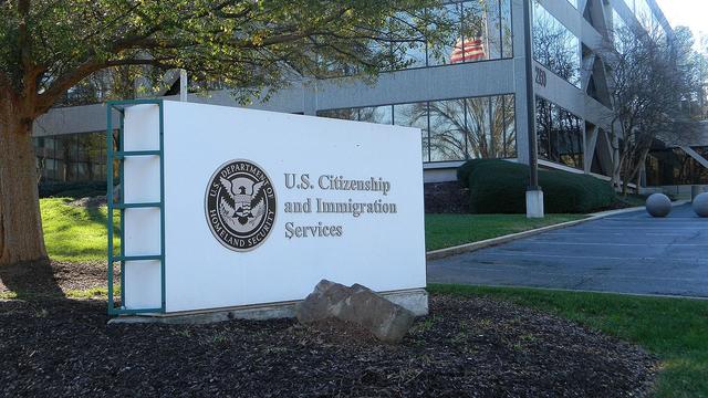 Signage of the US Citizenship and Immigration Services building