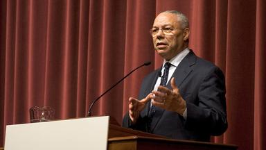 Colin Powell delivers the Distinguished Carlson Lecture in 2006